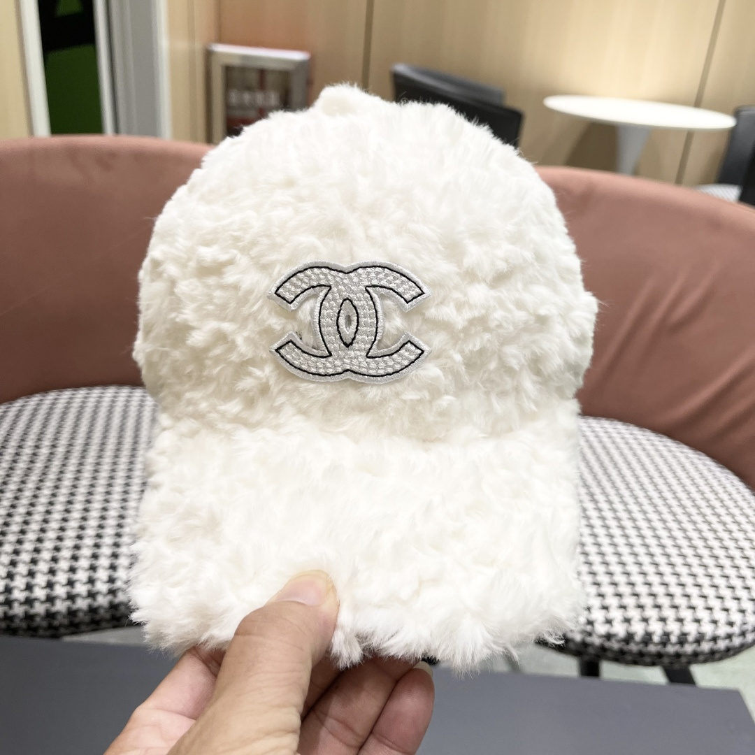 【CHANEL香奈儿】2025毛绒绒秋冬新款棒球帽🌈百搭更有质感的一款