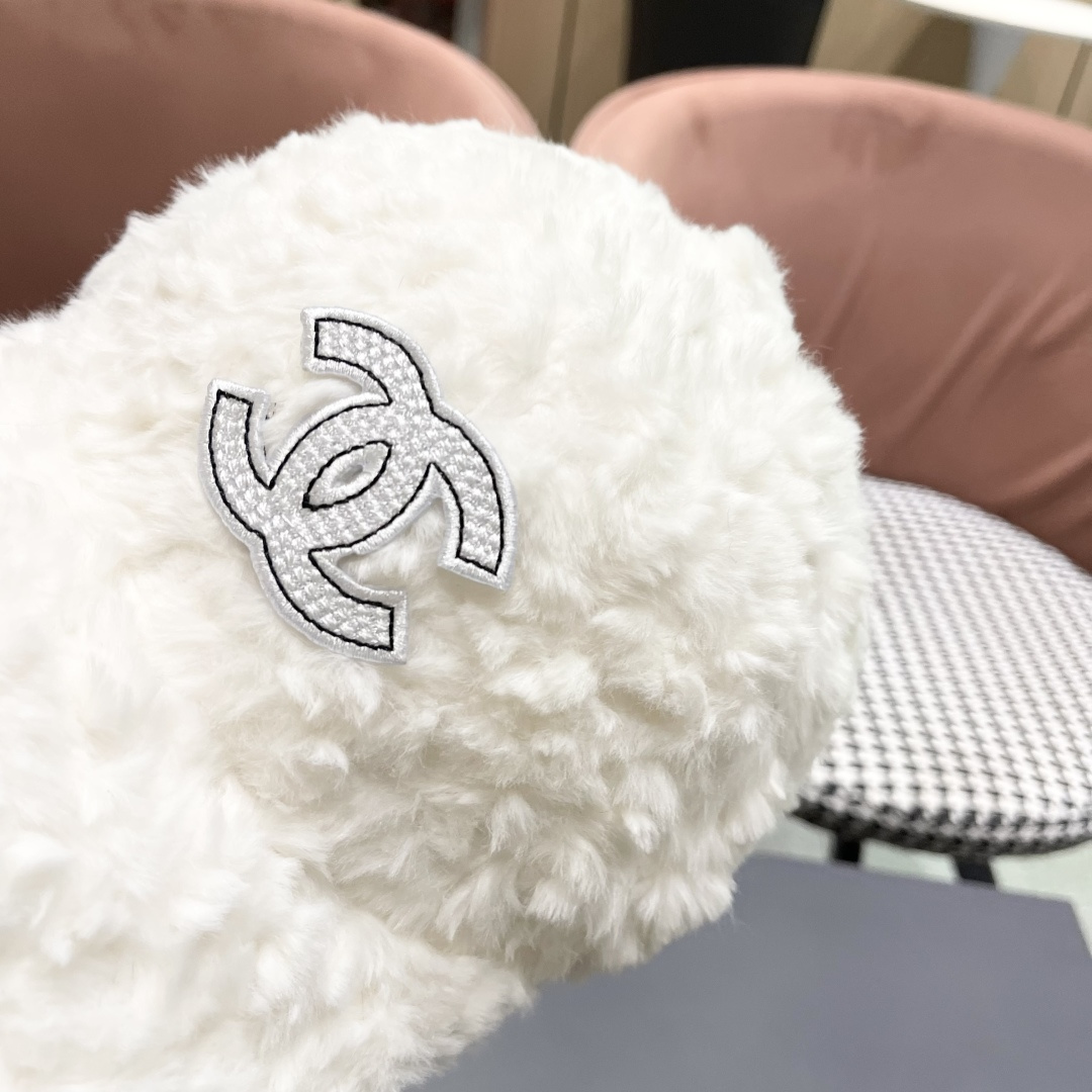 【CHANEL香奈儿】2025毛绒绒秋冬新款棒球帽🌈百搭更有质感的一款