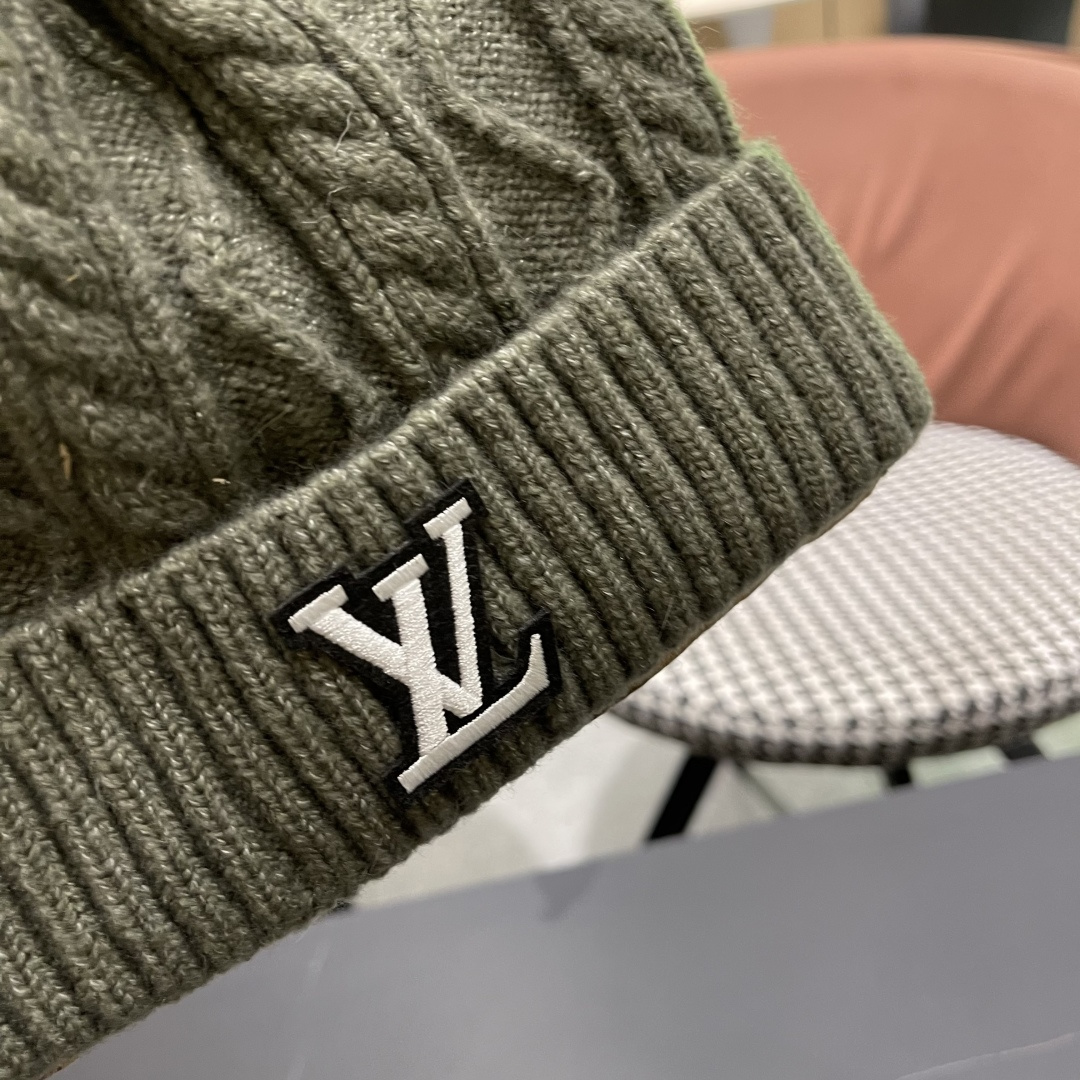 lv路易威登帽子2025女秋冬毛线帽韩版针织帽女士百搭毛球帽护耳冬季套头潮加厚帽