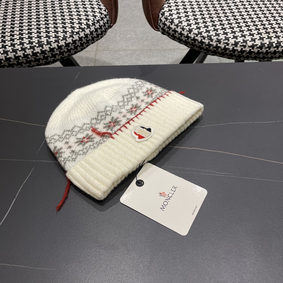 MONCLER（蒙口）雪花套头针织帽保暖百搭大头围复古毛线帽子女秋冬