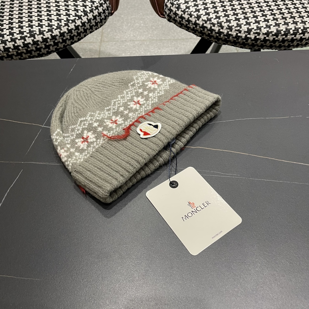 MONCLER（蒙口）雪花套头针织帽保暖百搭大头围复古毛线帽子女秋冬