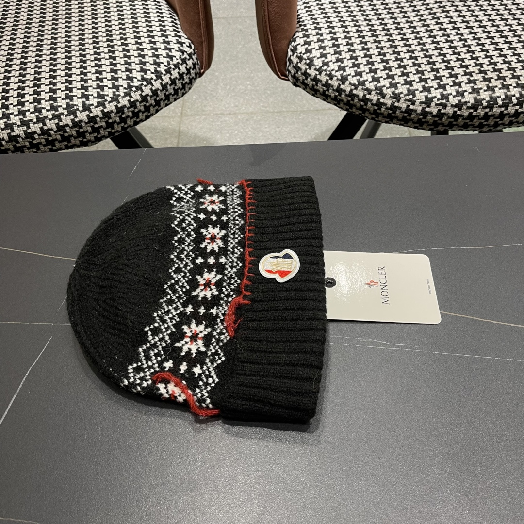 MONCLER（蒙口）雪花套头针织帽保暖百搭大头围复古毛线帽子女秋冬