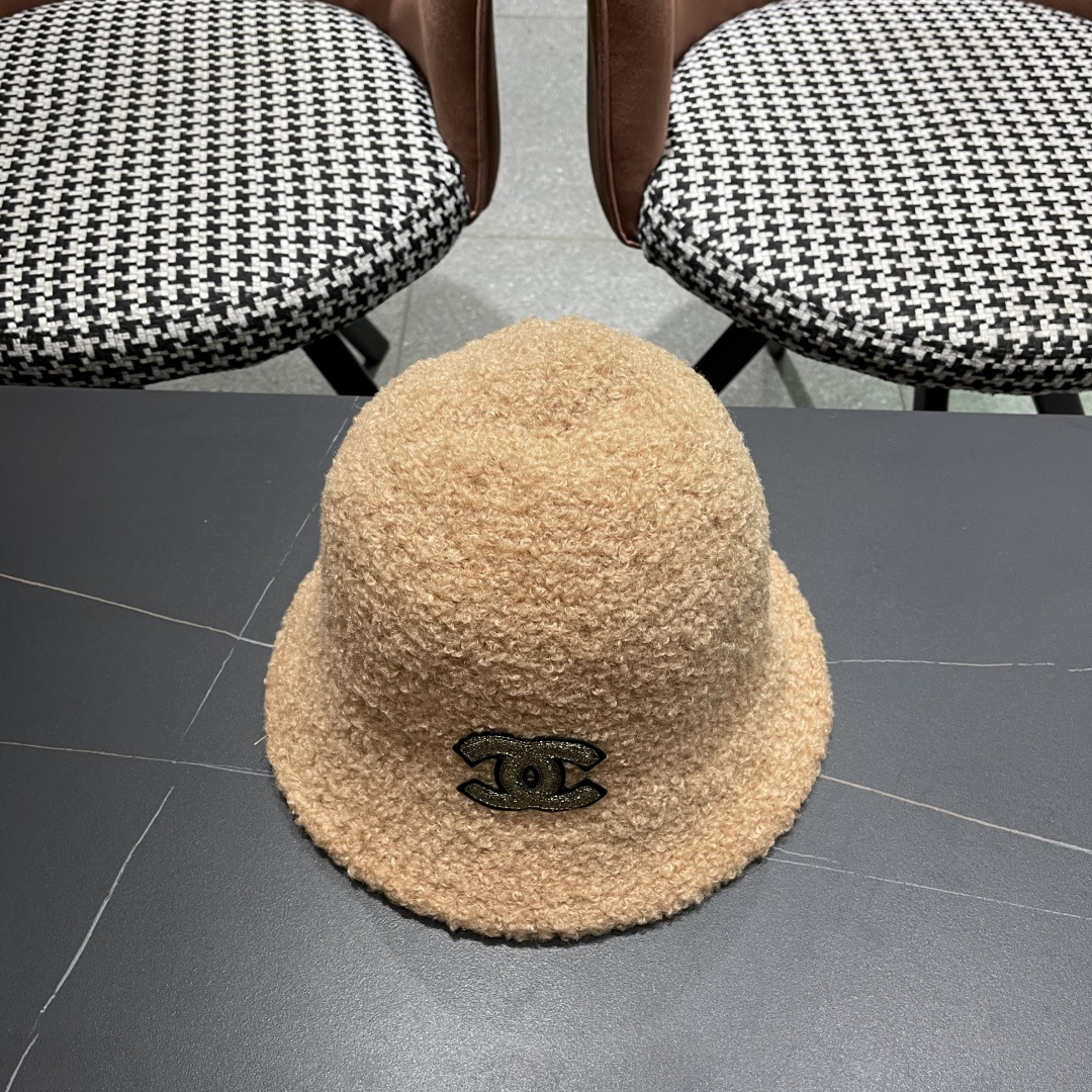 Chanel香奈儿 2025秋冬款渔夫帽毛绒保暖韩版盆帽潮
