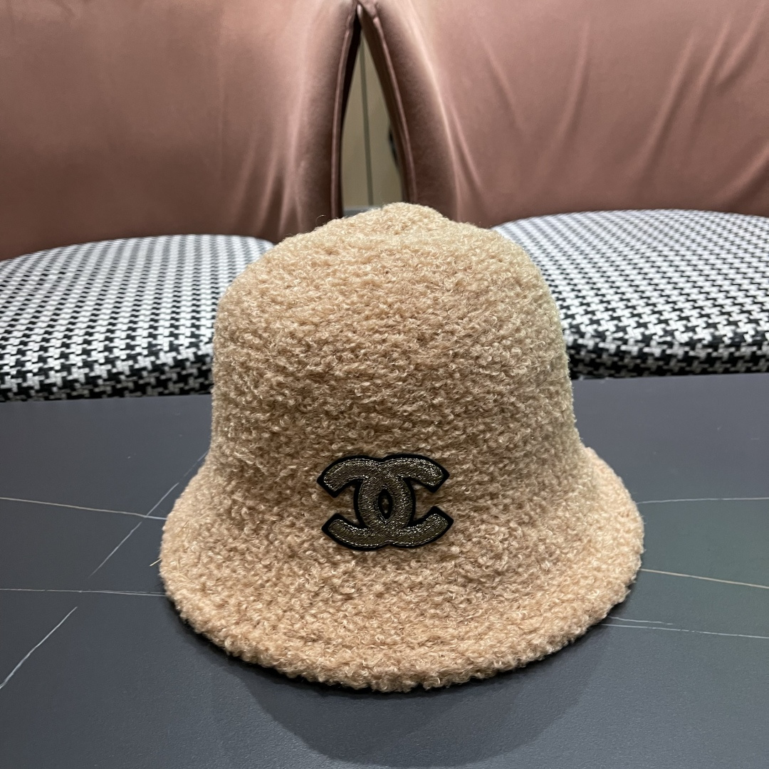 Chanel香奈儿 2025秋冬款渔夫帽毛绒保暖韩版盆帽潮