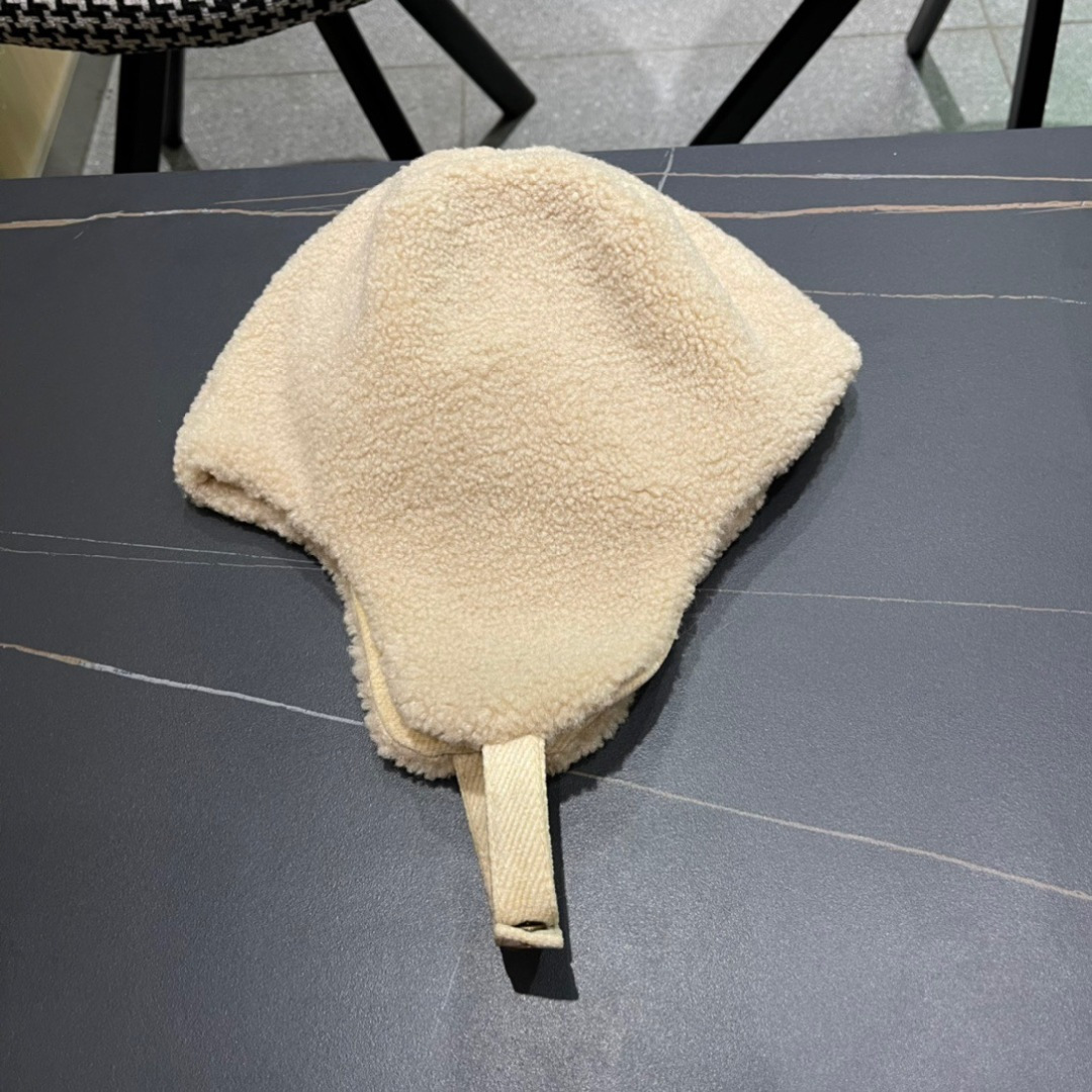 赛琳cellne 2025冬款雷锋帽女冬季时尚保暖加绒防寒骑车护耳帽防风东北户外帽子女