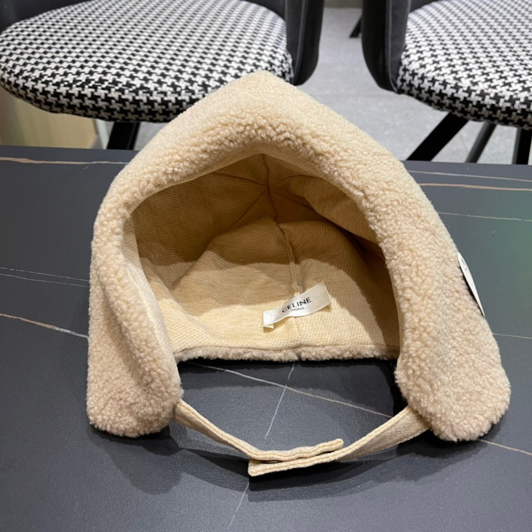 赛琳cellne 2025冬款雷锋帽女冬季时尚保暖加绒防寒骑车护耳帽防风东北户外帽子女