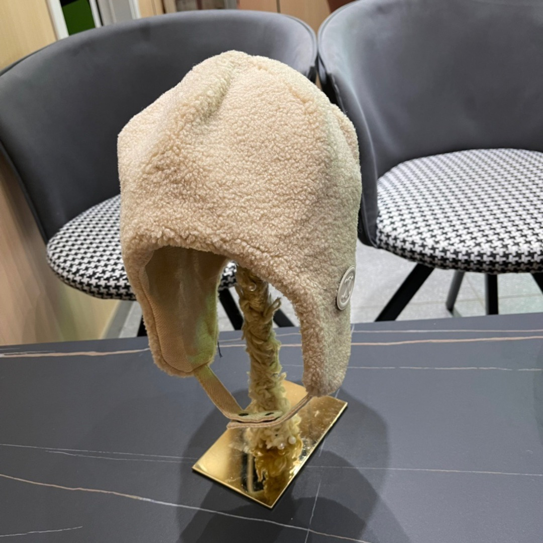 赛琳cellne 2025冬款雷锋帽女冬季时尚保暖加绒防寒骑车护耳帽防风东北户外帽子女