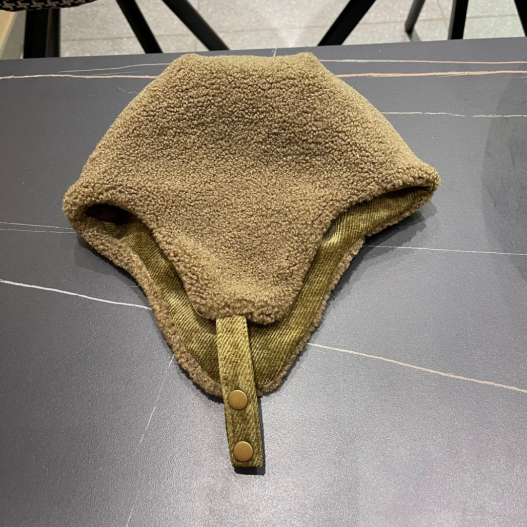 赛琳cellne 2025冬款雷锋帽女冬季时尚保暖加绒防寒骑车护耳帽防风东北户外帽子女