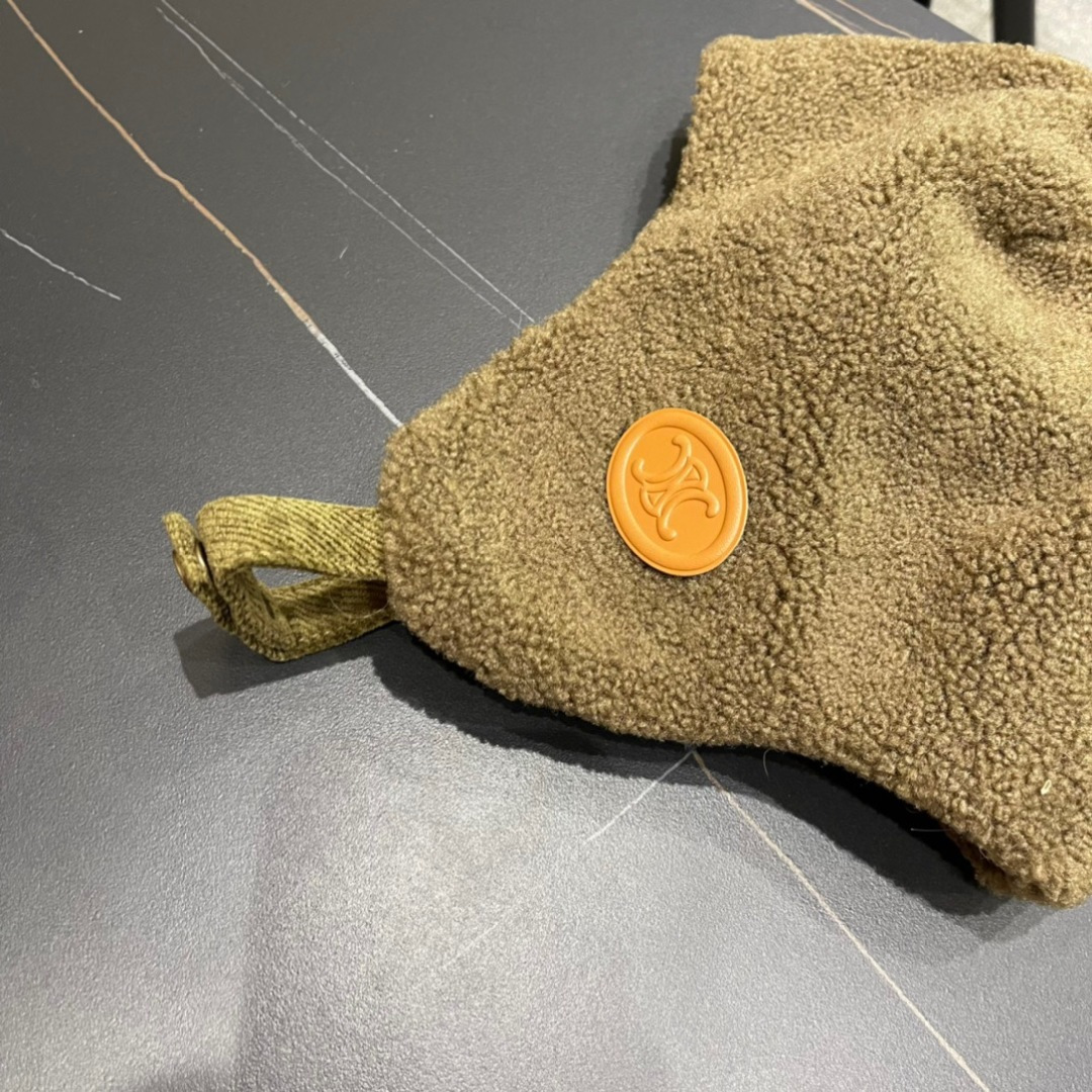 赛琳cellne 2025冬款雷锋帽女冬季时尚保暖加绒防寒骑车护耳帽防风东北户外帽子女