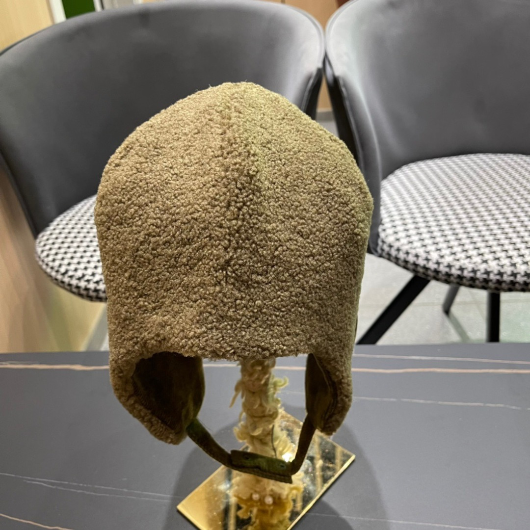 赛琳cellne 2025冬款雷锋帽女冬季时尚保暖加绒防寒骑车护耳帽防风东北户外帽子女