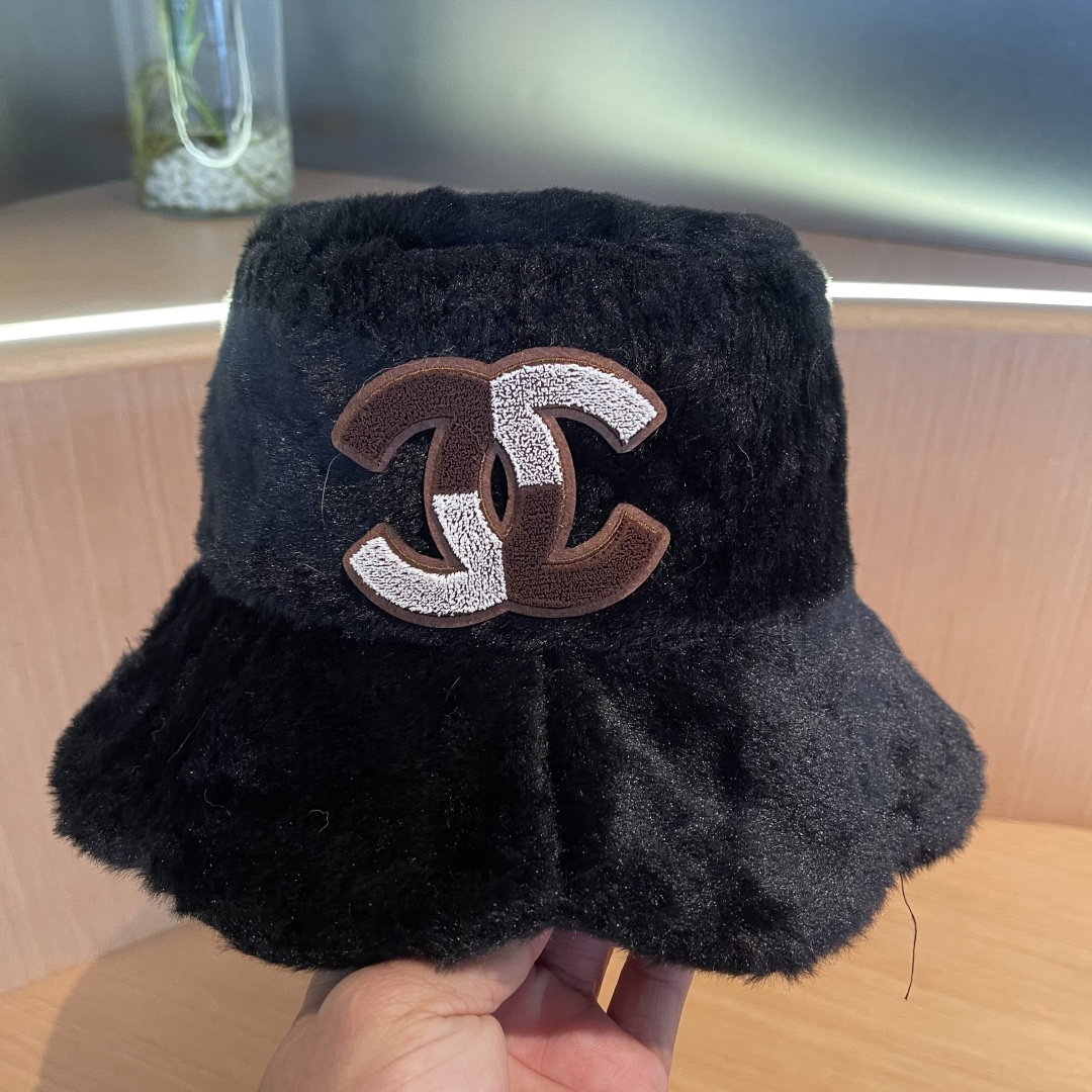 【CHANEL香奈儿】2025秋冬新款毛绒渔夫帽，超好
