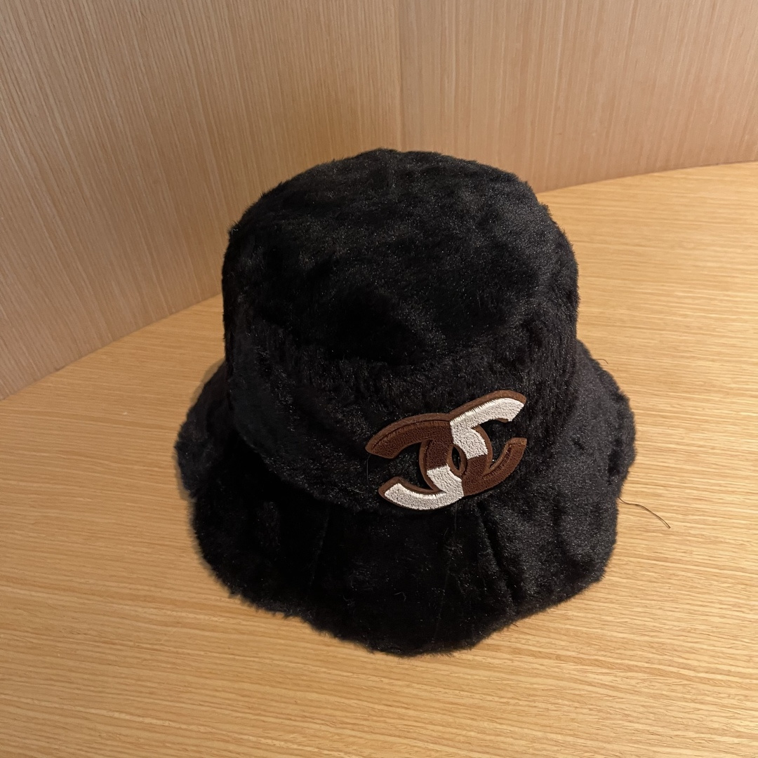 【CHANEL香奈儿】2025秋冬新款毛绒渔夫帽，超好