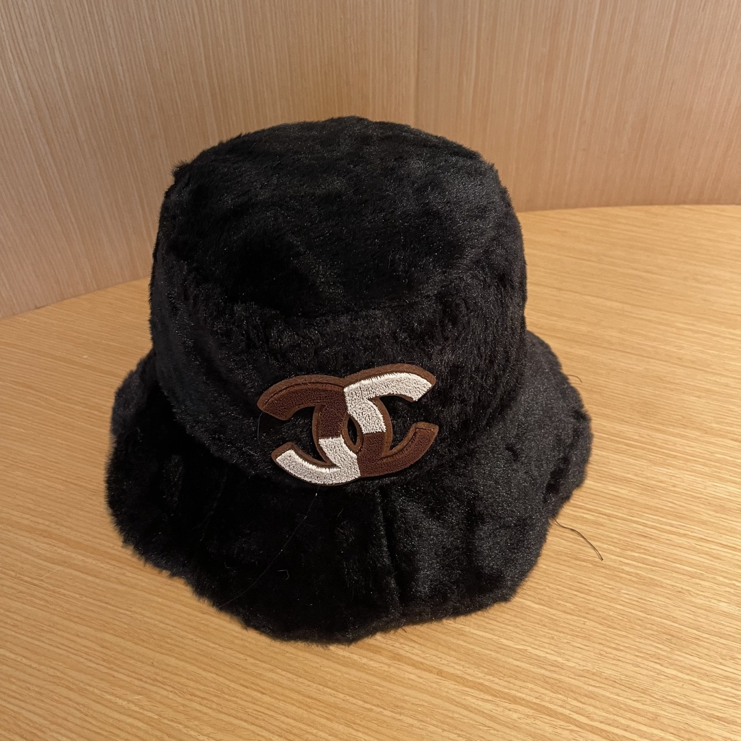 【CHANEL香奈儿】2025秋冬新款毛绒渔夫帽，超好