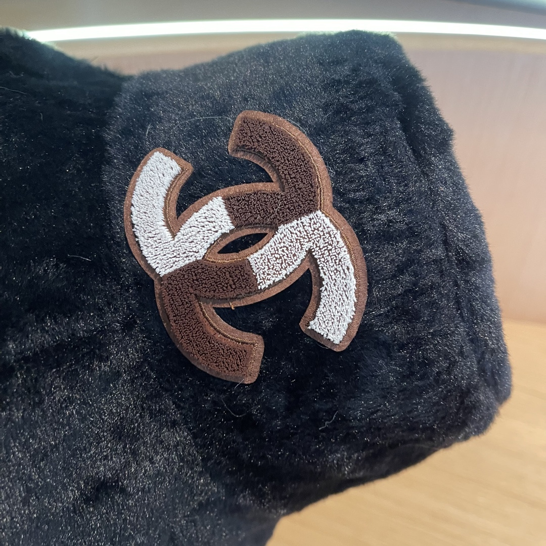 【CHANEL香奈儿】2025秋冬新款毛绒渔夫帽，超好