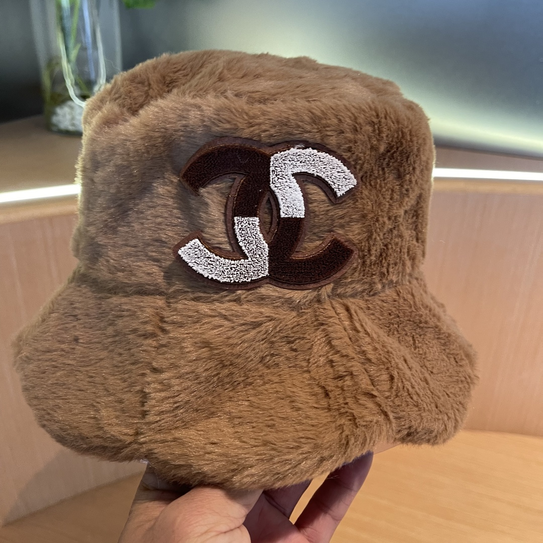 【CHANEL香奈儿】2025秋冬新款毛绒渔夫帽，超好