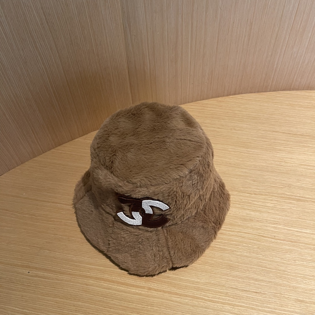 【CHANEL香奈儿】2025秋冬新款毛绒渔夫帽，超好