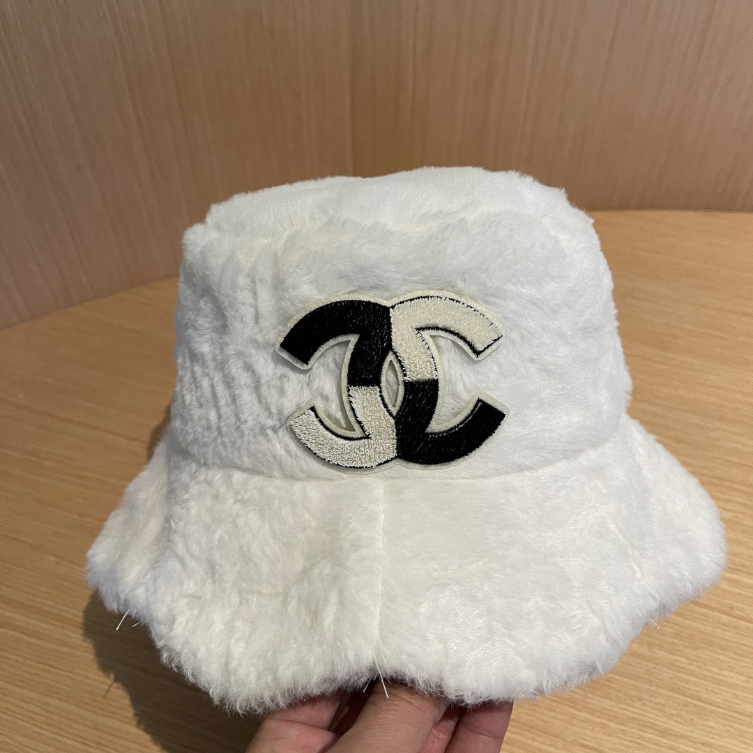 【CHANEL香奈儿】2025秋冬新款毛绒渔夫帽，超好