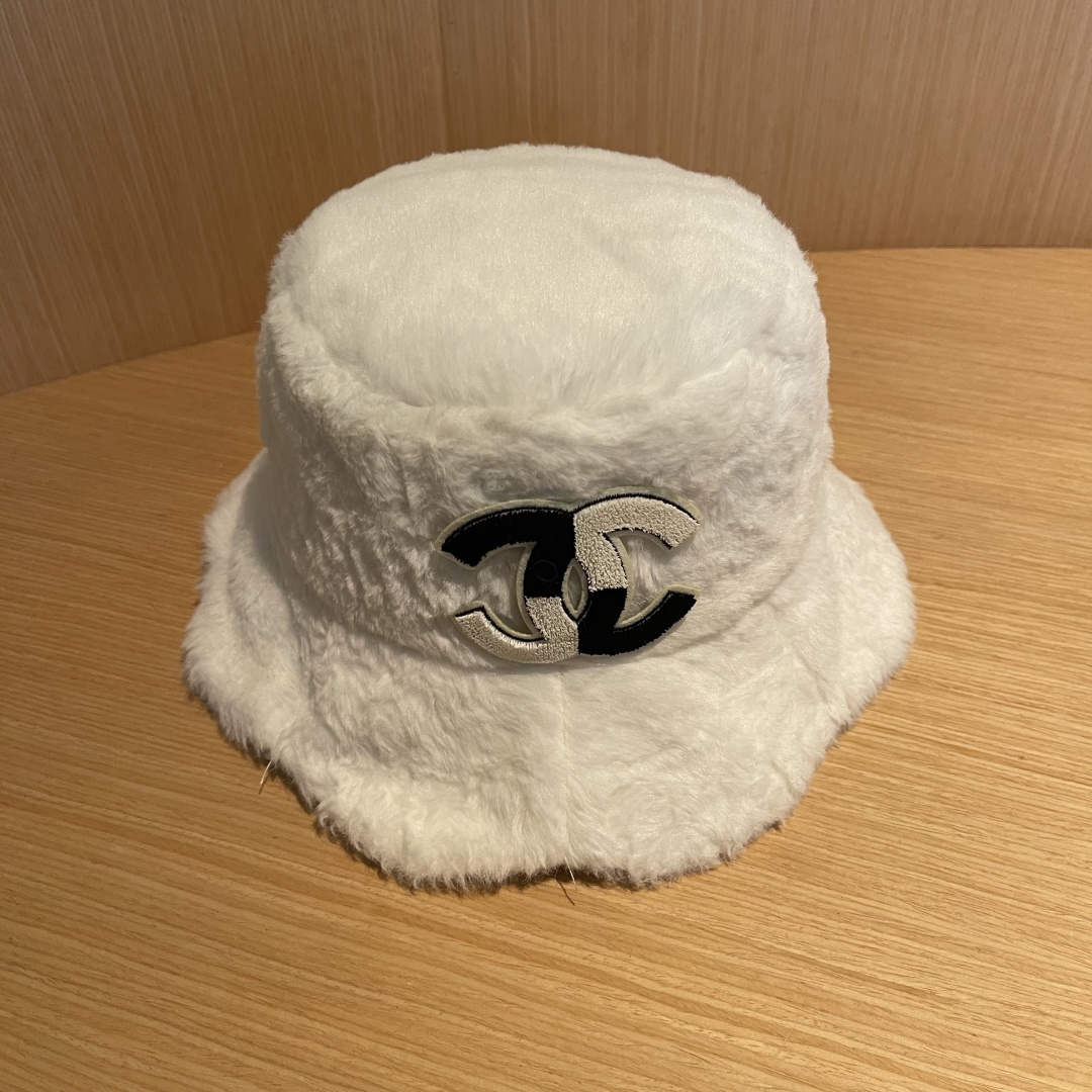 【CHANEL香奈儿】2025秋冬新款毛绒渔夫帽，超好