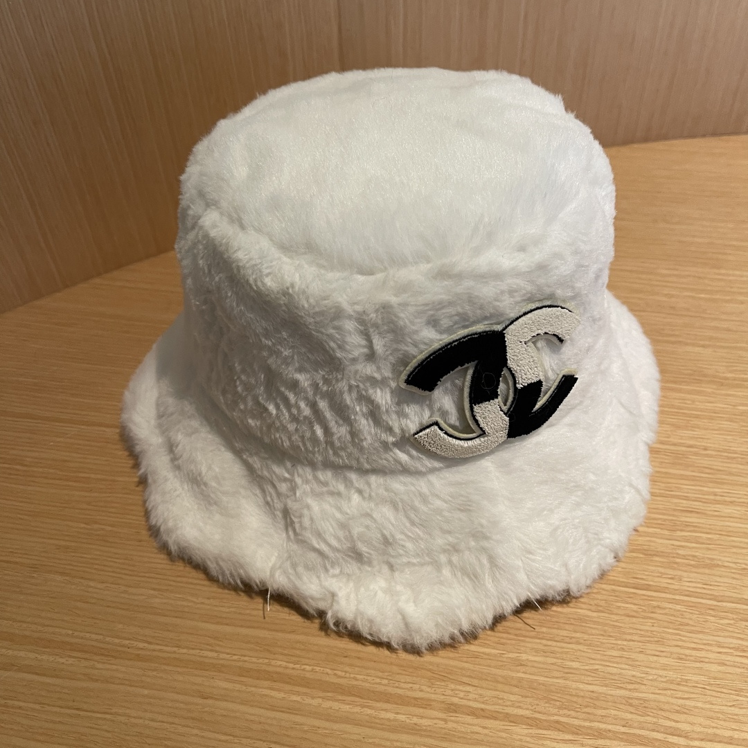 【CHANEL香奈儿】2025秋冬新款毛绒渔夫帽，超好