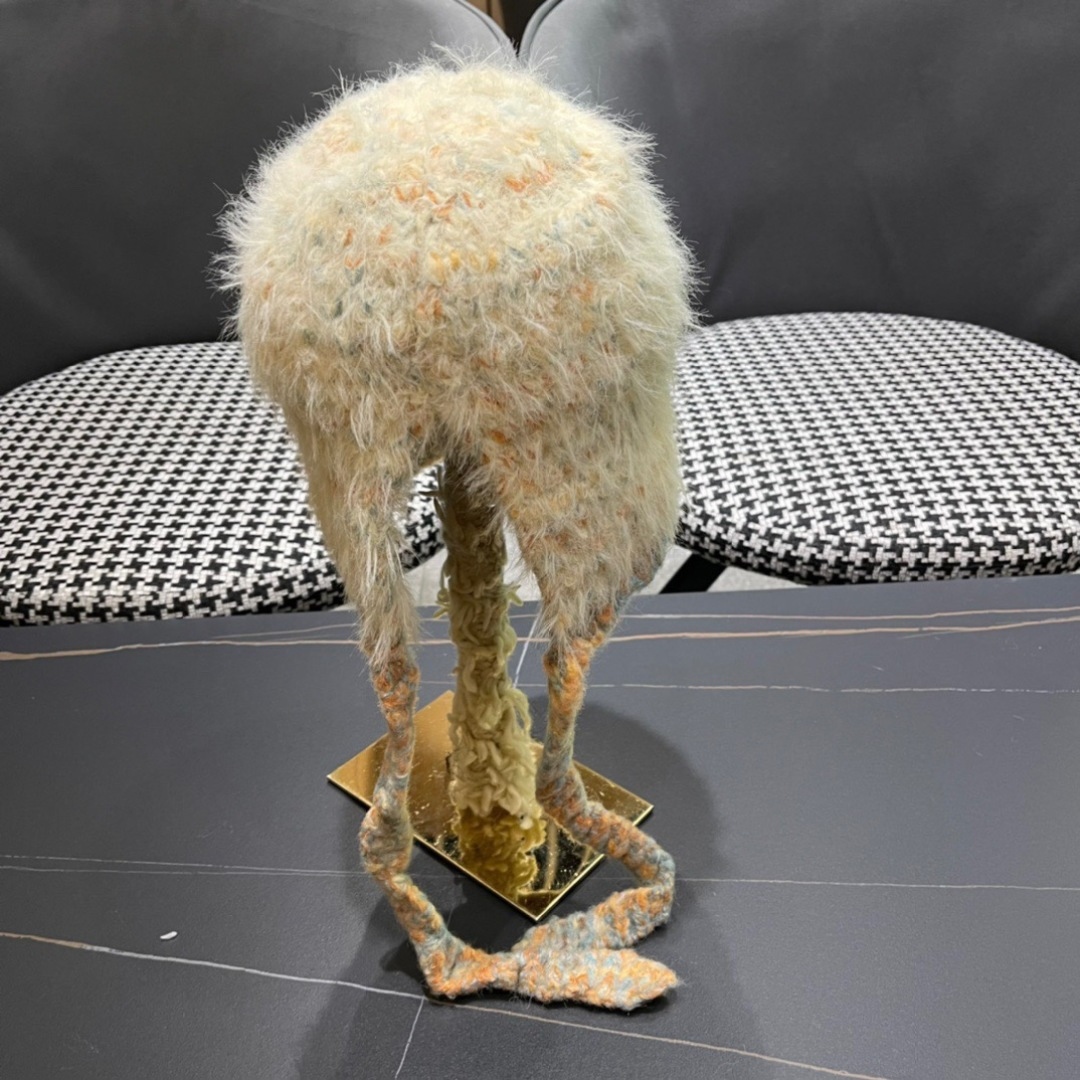 蒙口moncler2025新款毛绒布日系甜美可爱护其拼色保暖毛线针织帽女