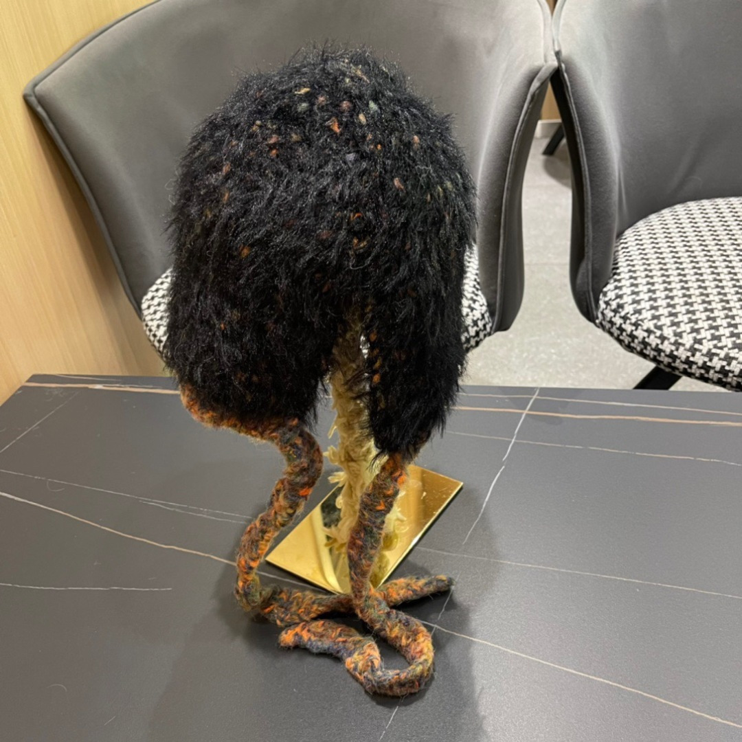 蒙口moncler2025新款毛绒布日系甜美可爱护其拼色保暖毛线针织帽女