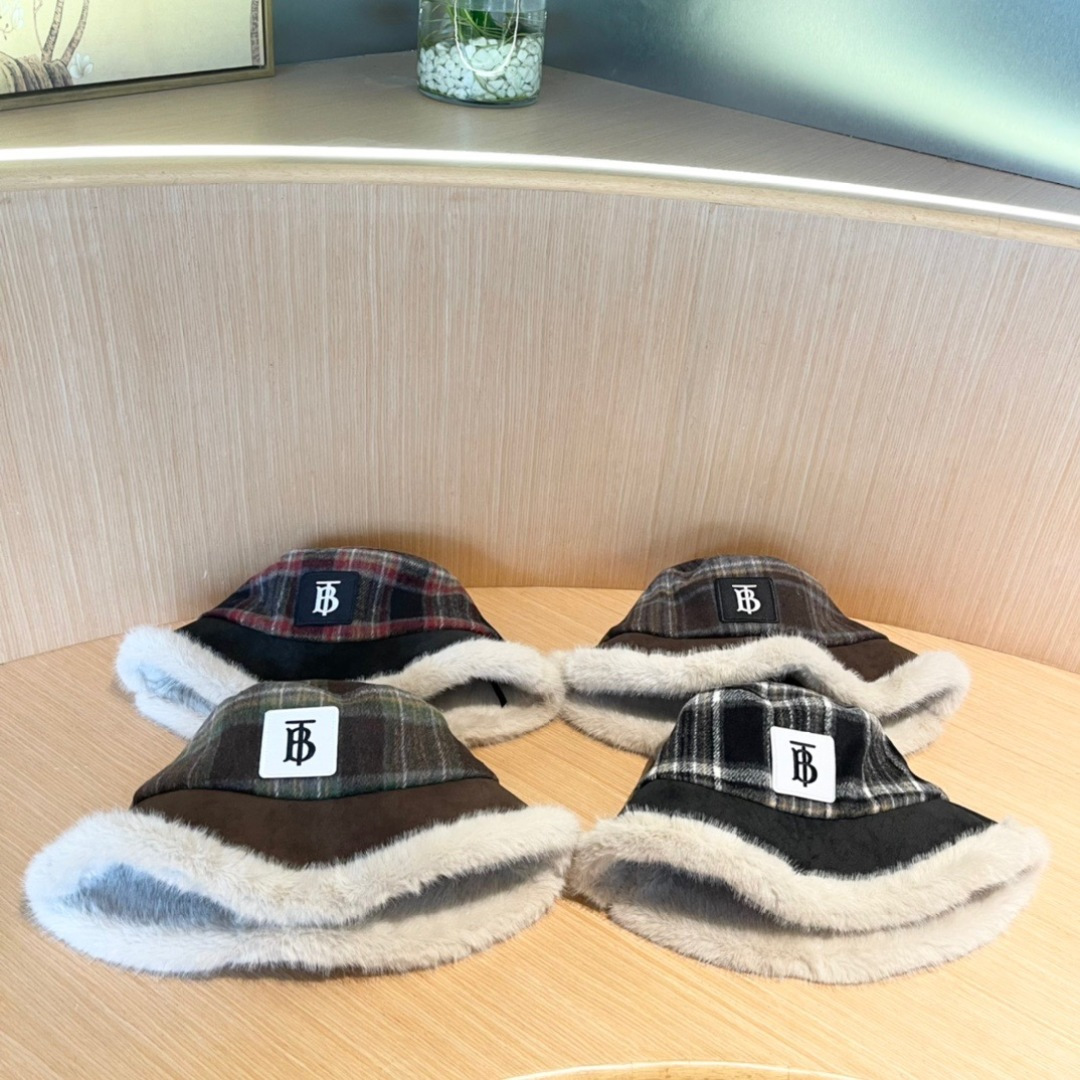 Burberry巴宝莉格子渔夫帽，秋冬加绒保暖帽渔夫帽大牌高级十感足！简约尚时风