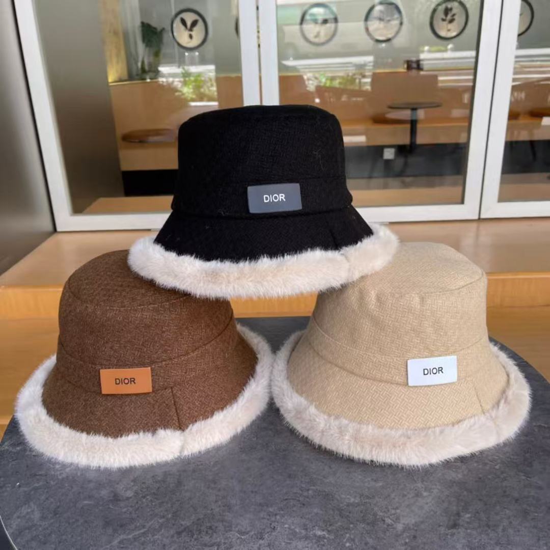 DIOR迪奥韩版2024韩版毛绒渔夫帽女秋冬季保暖显脸小东北盆帽渔夫帽
