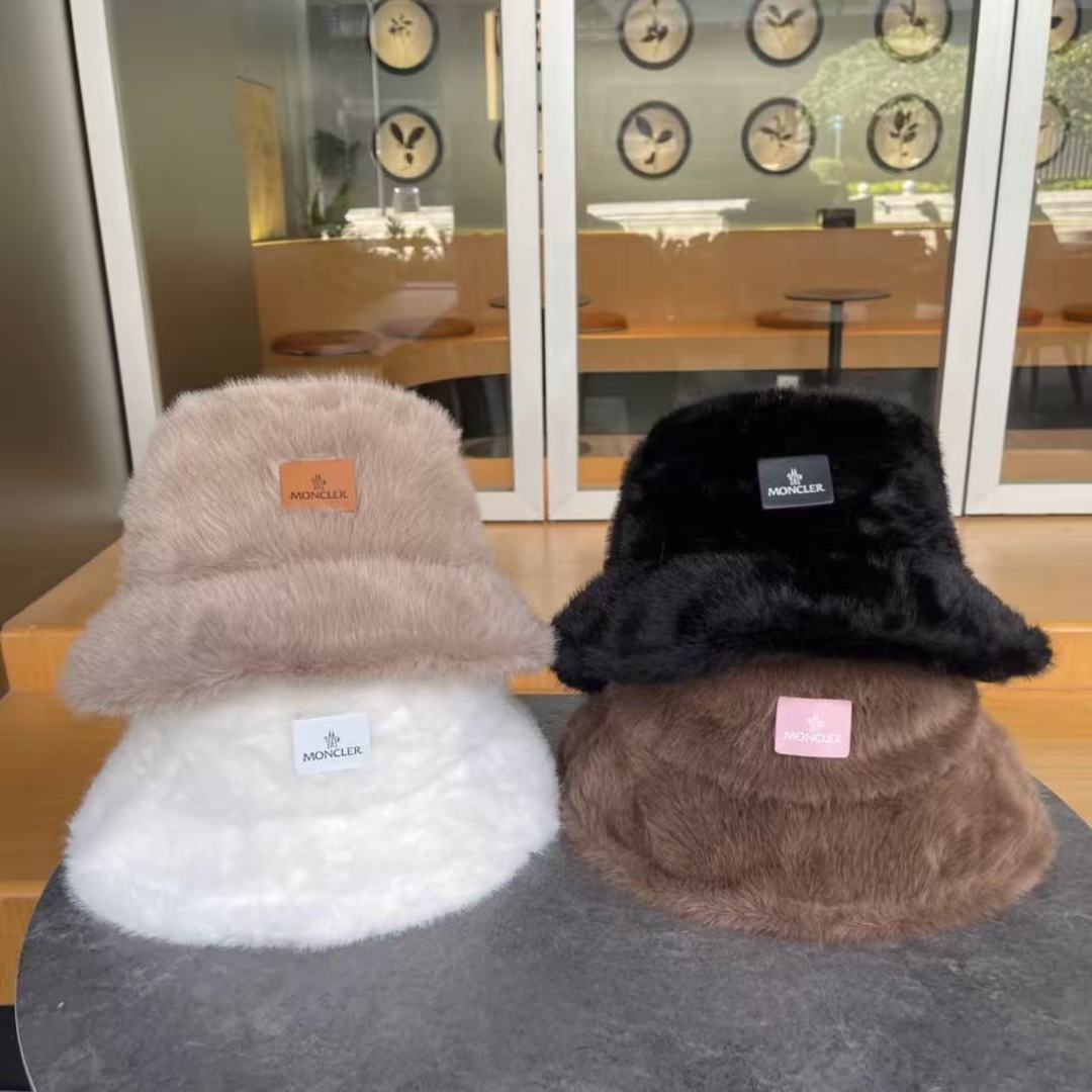 MONCLER蒙口加绒加厚渔夫帽子女秋冬保暖盆帽潮