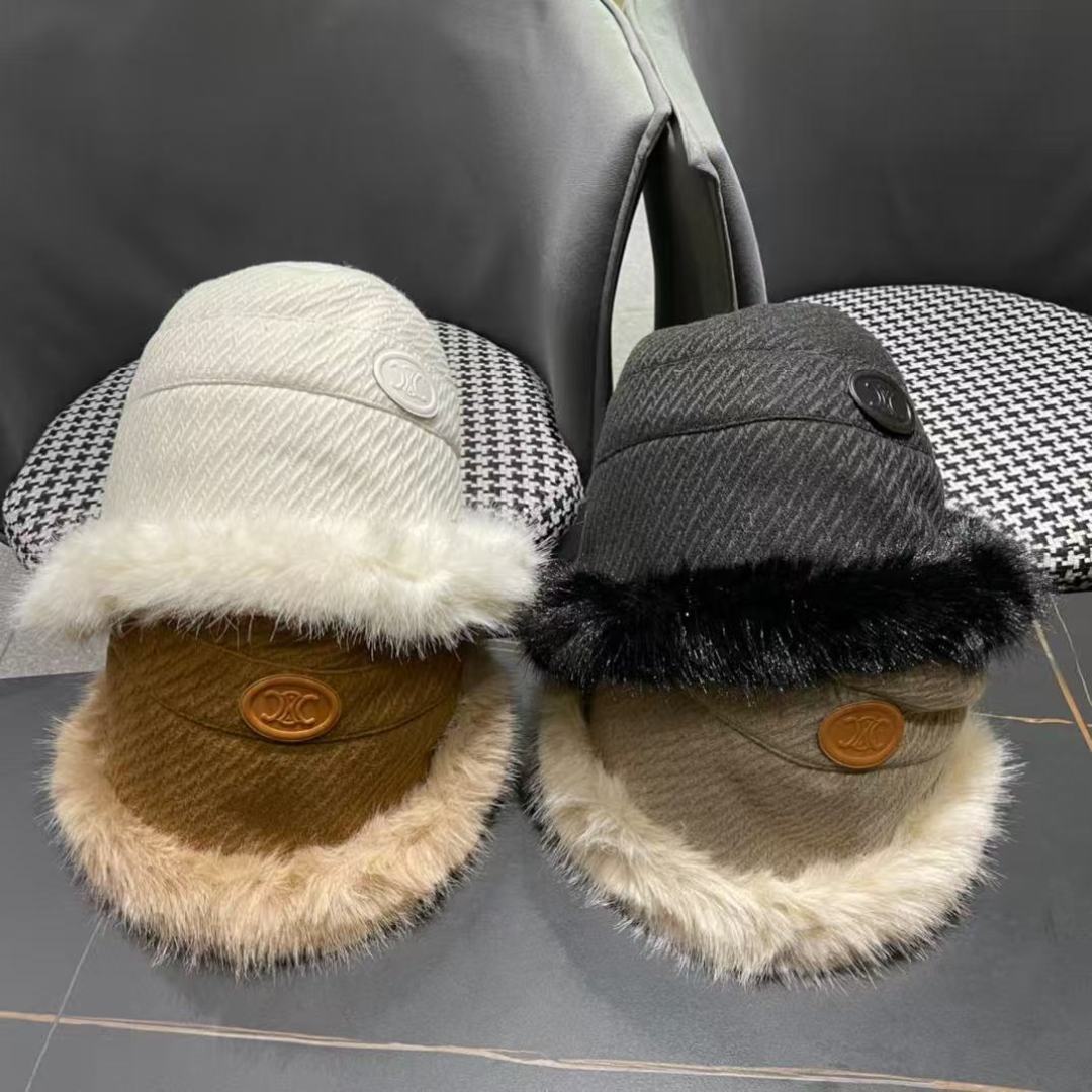 CELINE赛琳 2024秋冬新款上架保暖不规则的渔夫帽🧢日韩风格，随便搭配都超好看！出门旅游，绝对要入