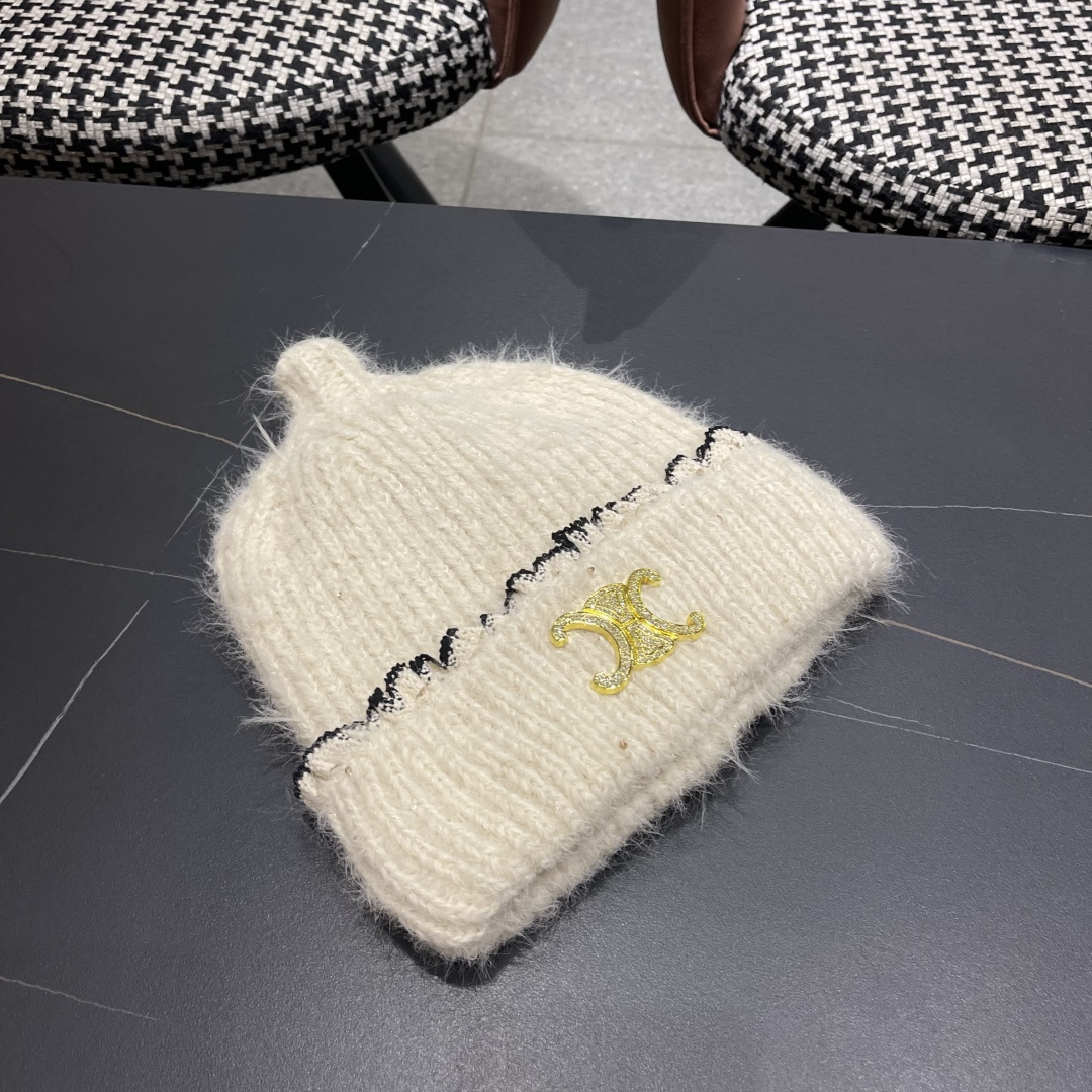 Celine赛琳可爱套头帽子女秋冬日系时尚针织帽保暖护耳毛线帽2025新款