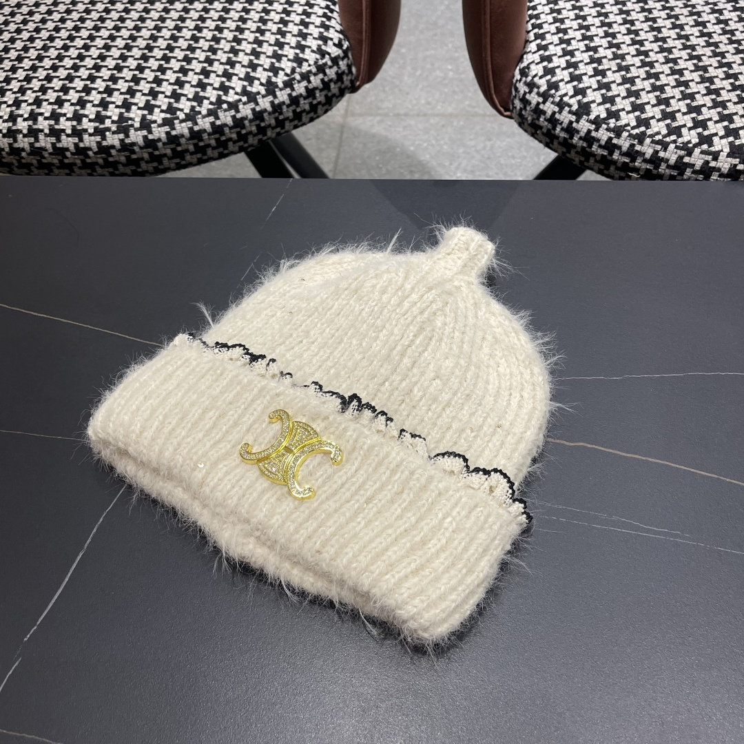 Celine赛琳可爱套头帽子女秋冬日系时尚针织帽保暖护耳毛线帽2025新款