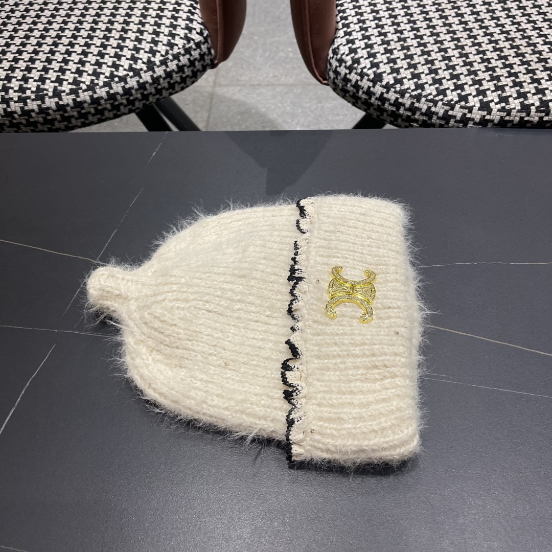 Celine赛琳可爱套头帽子女秋冬日系时尚针织帽保暖护耳毛线帽2025新款