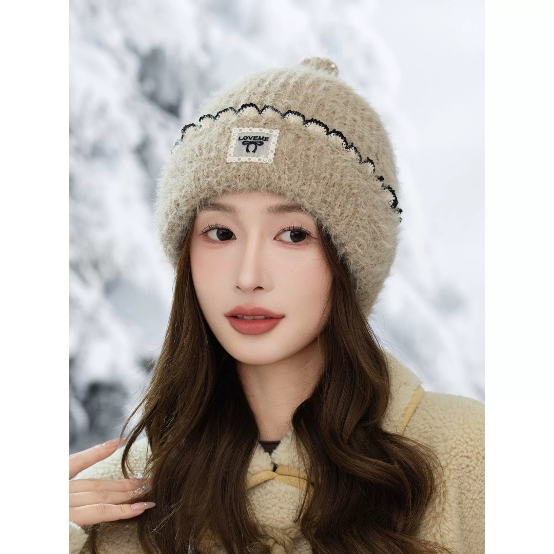 Celine赛琳可爱套头帽子女秋冬日系时尚针织帽保暖护耳毛线帽2025新款