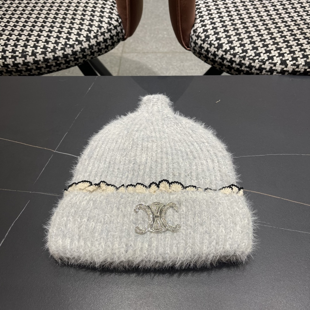 Celine赛琳可爱套头帽子女秋冬日系时尚针织帽保暖护耳毛线帽2025新款