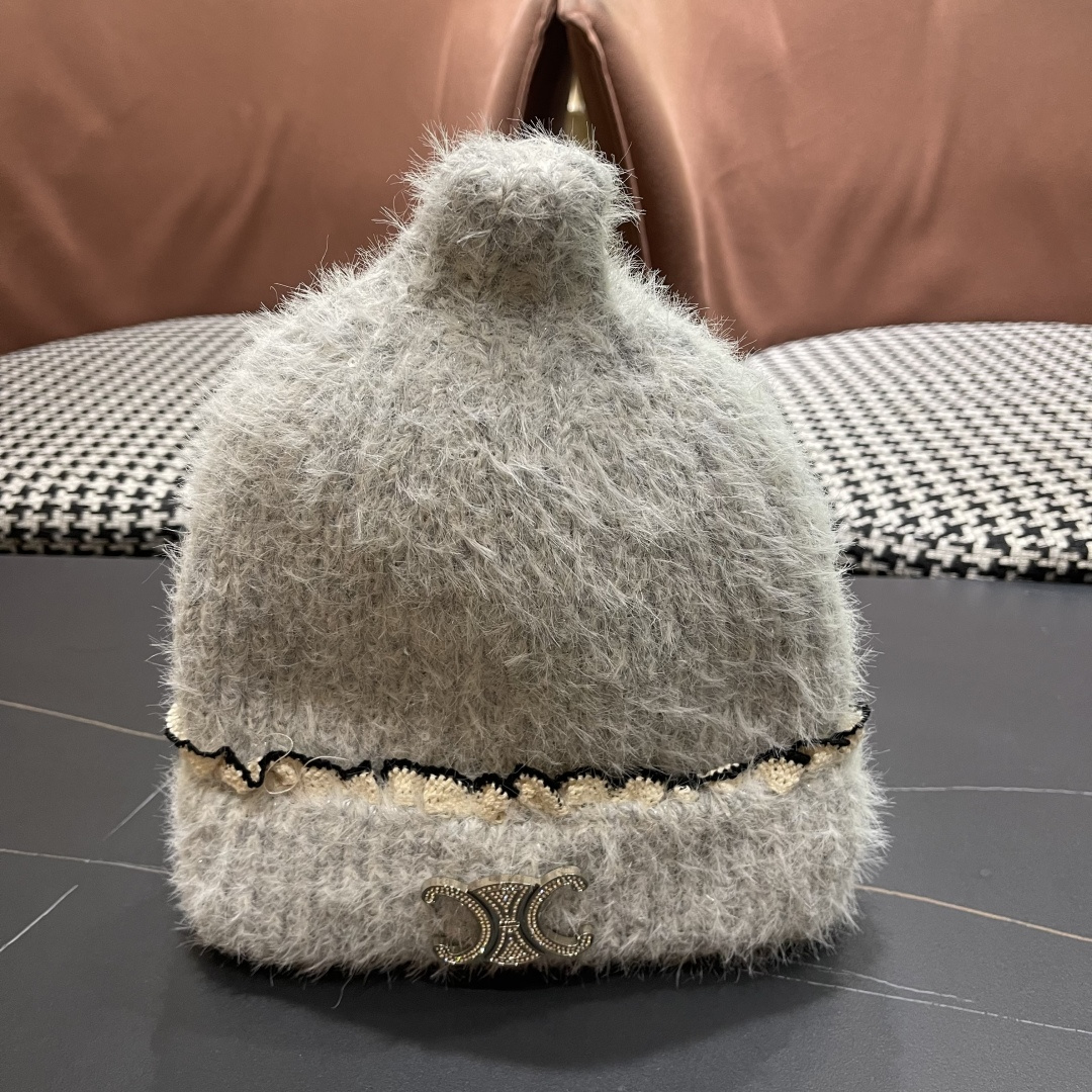 Celine赛琳可爱套头帽子女秋冬日系时尚针织帽保暖护耳毛线帽2025新款