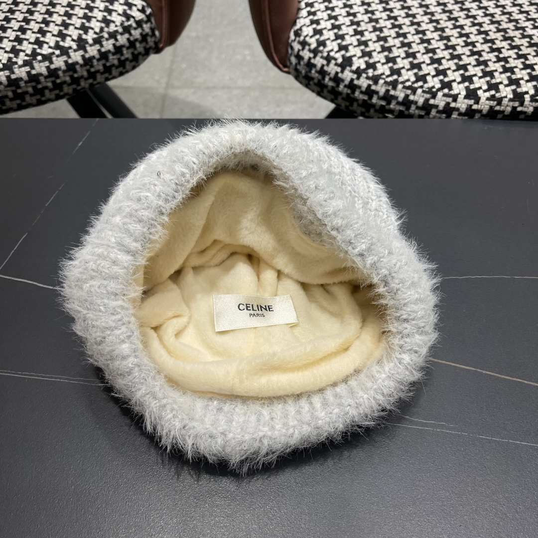 Celine赛琳可爱套头帽子女秋冬日系时尚针织帽保暖护耳毛线帽2025新款