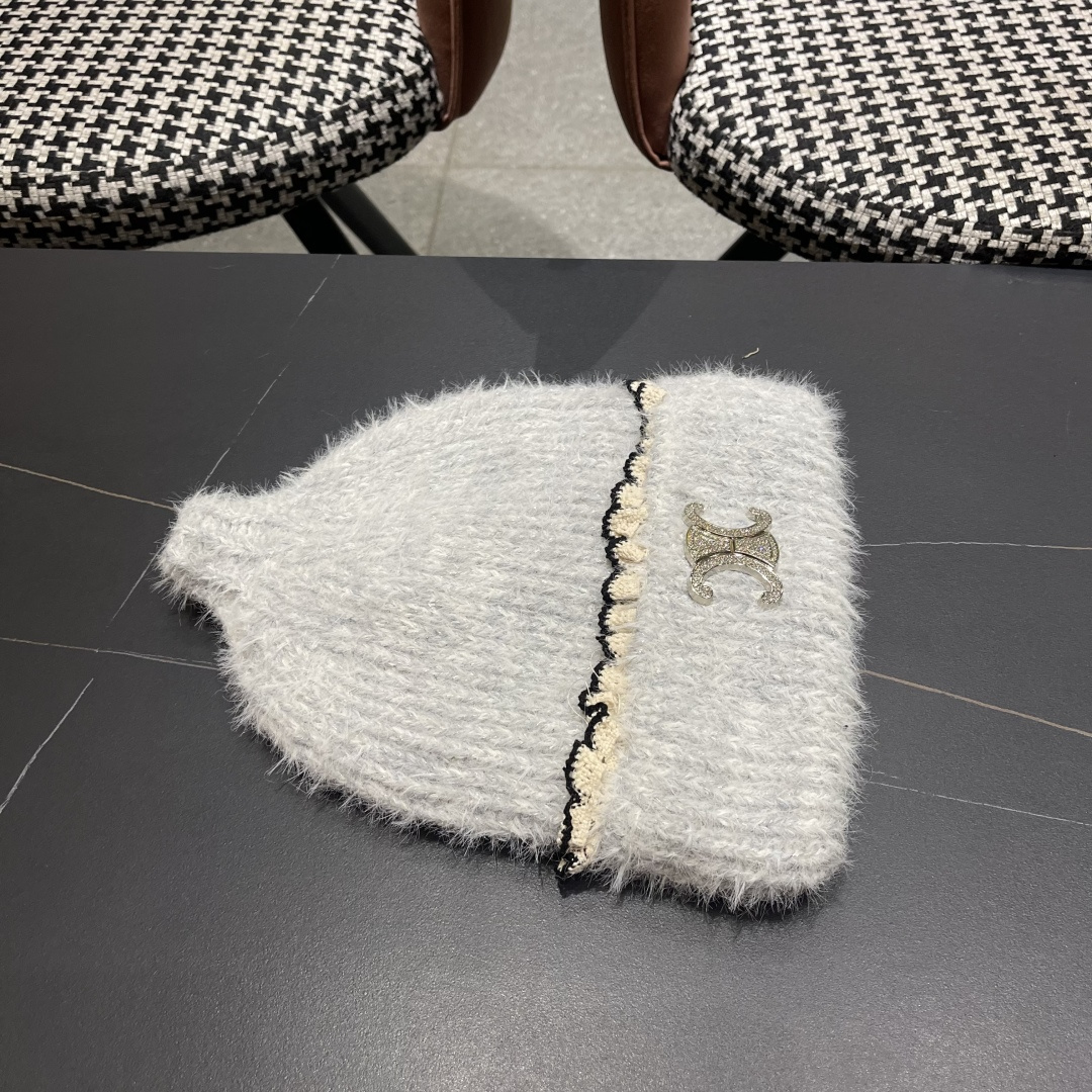 Celine赛琳可爱套头帽子女秋冬日系时尚针织帽保暖护耳毛线帽2025新款