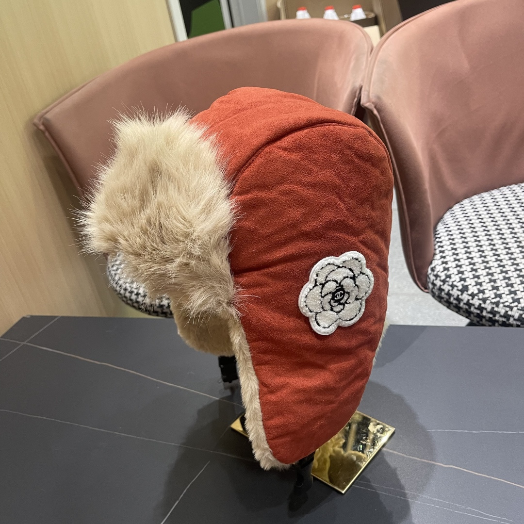 香奈儿Chanel 2025秋冬季雷锋帽加绒加厚护耳帽子防寒东北滑雪帽