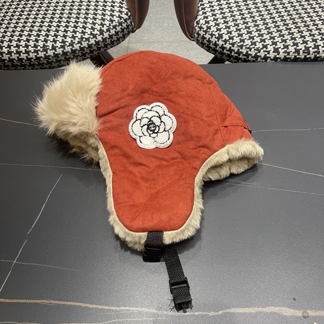 香奈儿Chanel 2025秋冬季雷锋帽加绒加厚护耳帽子防寒东北滑雪帽