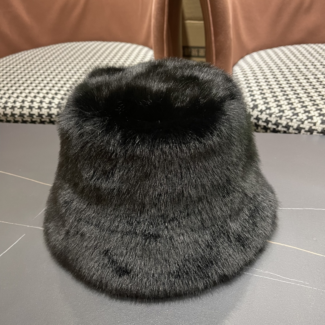 lv路易威登毛绒渔夫帽女2025新款秋冬大头围帽子显脸小帽潮