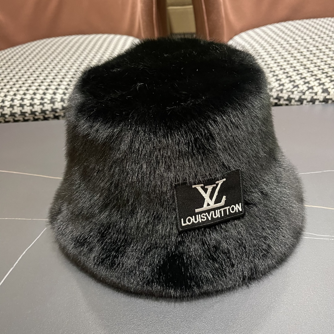 lv路易威登毛绒渔夫帽女2025新款秋冬大头围帽子显脸小帽潮