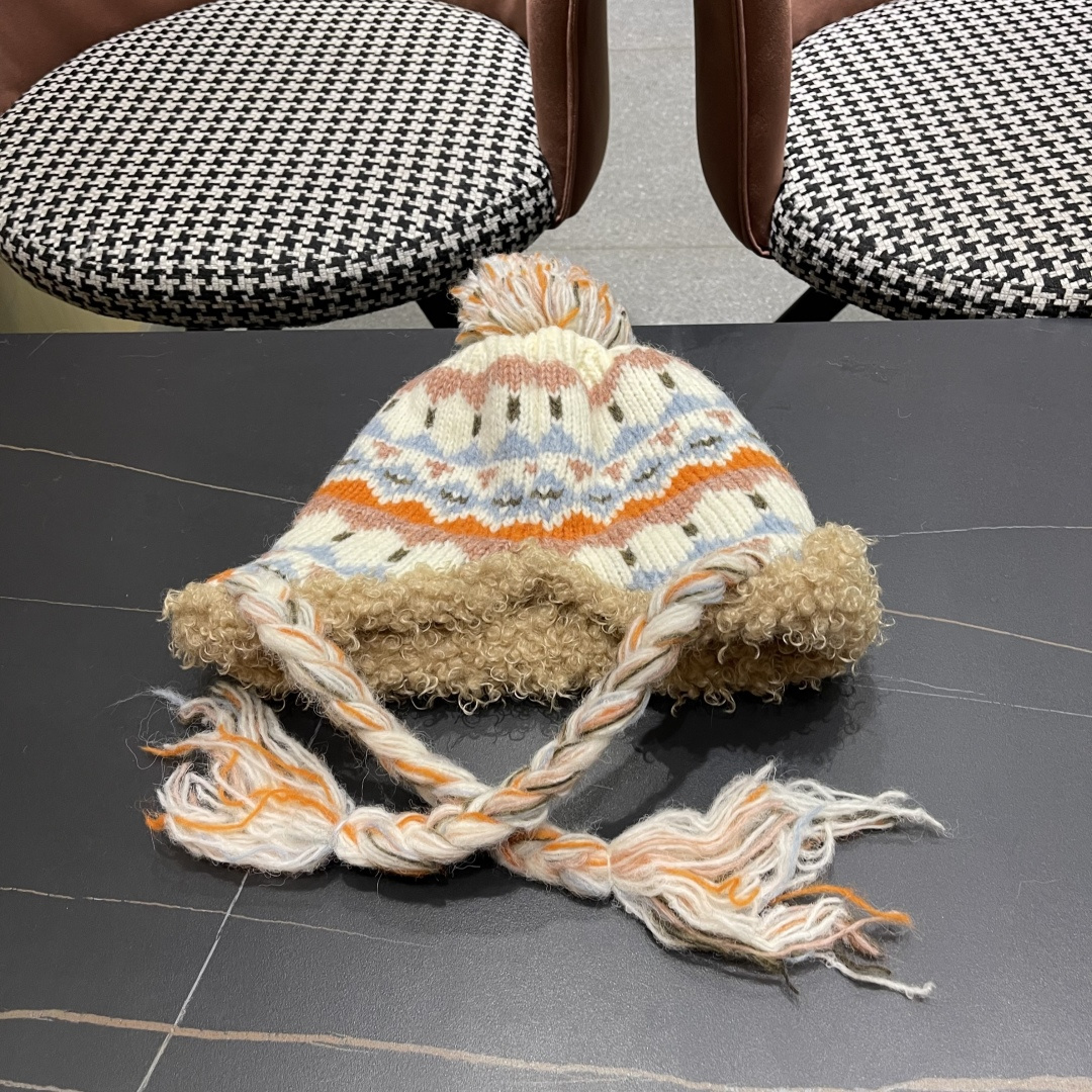蒙口MONCLER 帽子女秋冬保暖提花辫子针织帽冬骑行韩版雷锋帽羊羔绒帽边毛线帽