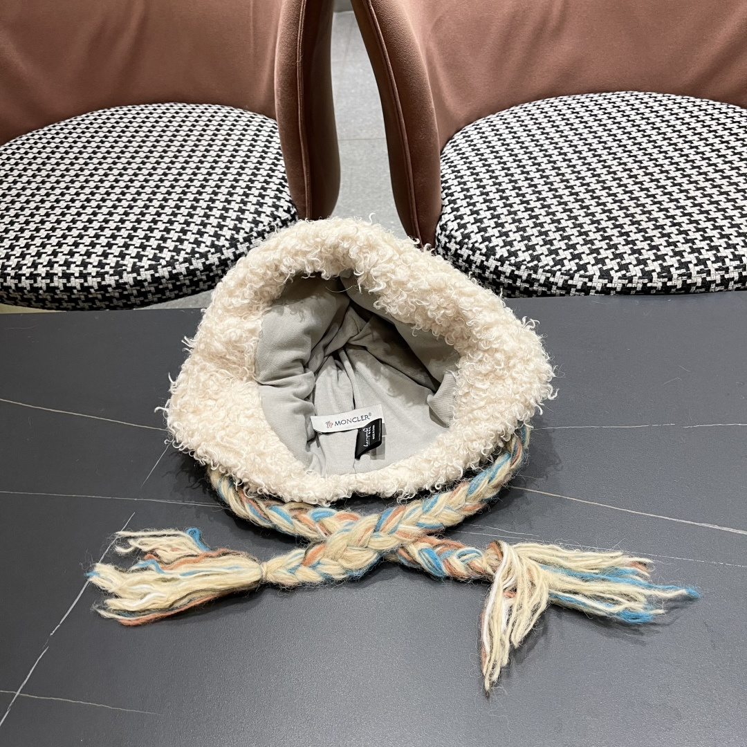 蒙口MONCLER 帽子女秋冬保暖提花辫子针织帽冬骑行韩版雷锋帽羊羔绒帽边毛线帽