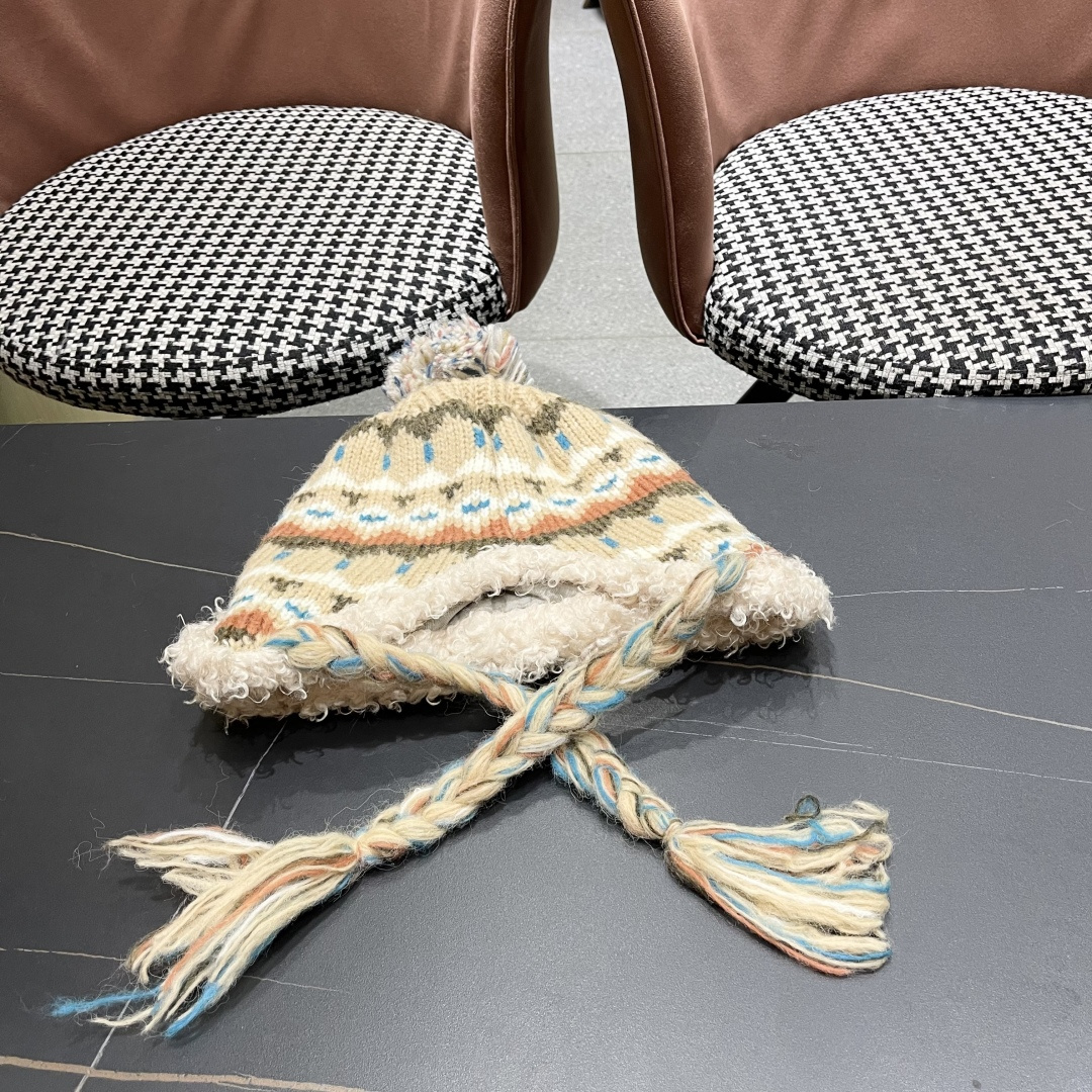 蒙口MONCLER 帽子女秋冬保暖提花辫子针织帽冬骑行韩版雷锋帽羊羔绒帽边毛线帽