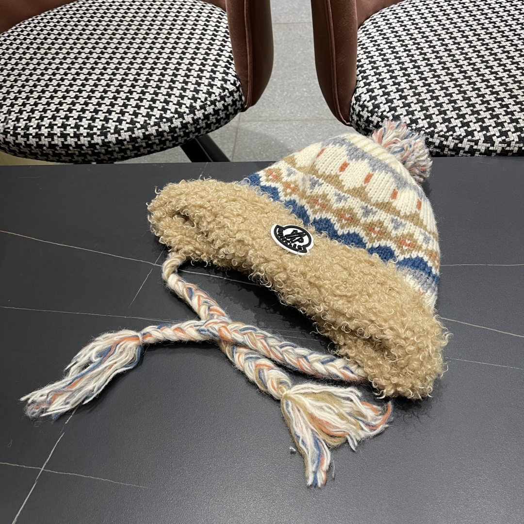 蒙口MONCLER 帽子女秋冬保暖提花辫子针织帽冬骑行韩版雷锋帽羊羔绒帽边毛线帽