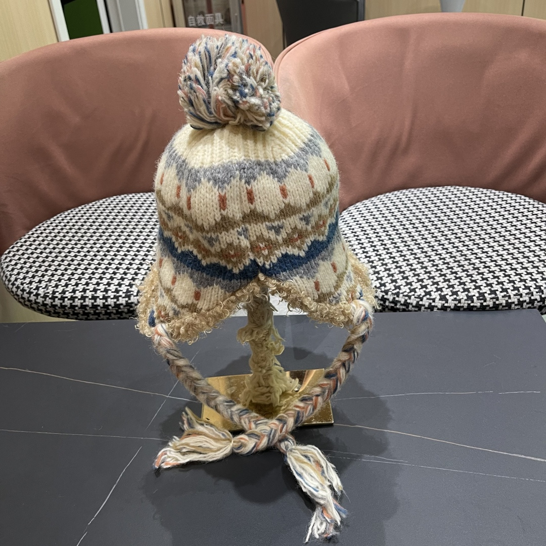 蒙口MONCLER 帽子女秋冬保暖提花辫子针织帽冬骑行韩版雷锋帽羊羔绒帽边毛线帽