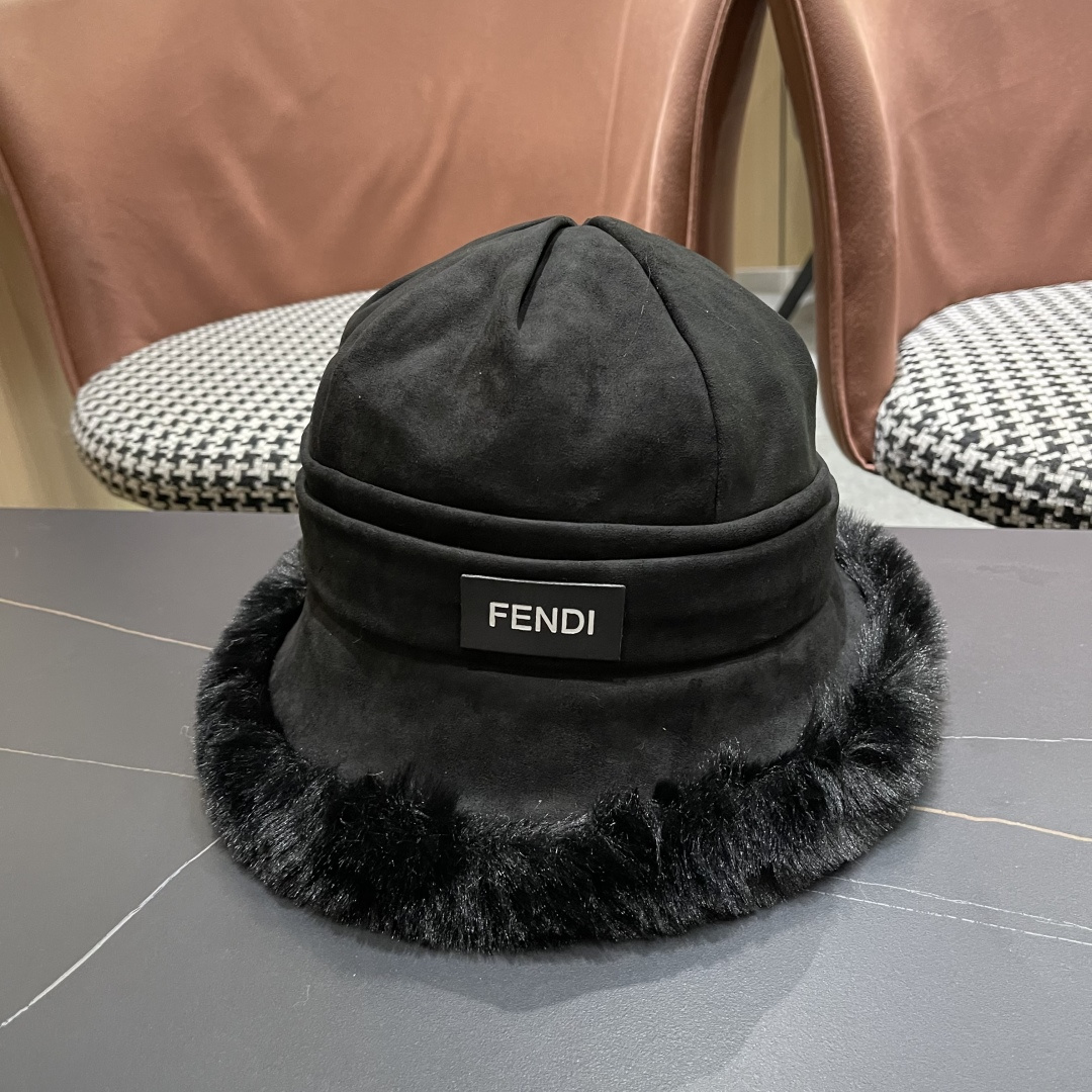 NO:532895,Fendi FENDI scarecrow hat for women in autumn and winter warm plus velvet fisherman hat winter ear protection versatile plush pot hat 2025 new hat fisherman hat baseball hat knit hat, hat, fendi, fendi, espadrilles, hats19860909芬迪FENDI稻草人帽子女秋冬季保暖加绒渔夫帽冬天护耳百搭毛绒盆帽2025新款帽子渔夫帽棒球帽针织帽,帽子,fendi,fendi,espadrilles,hats,hat