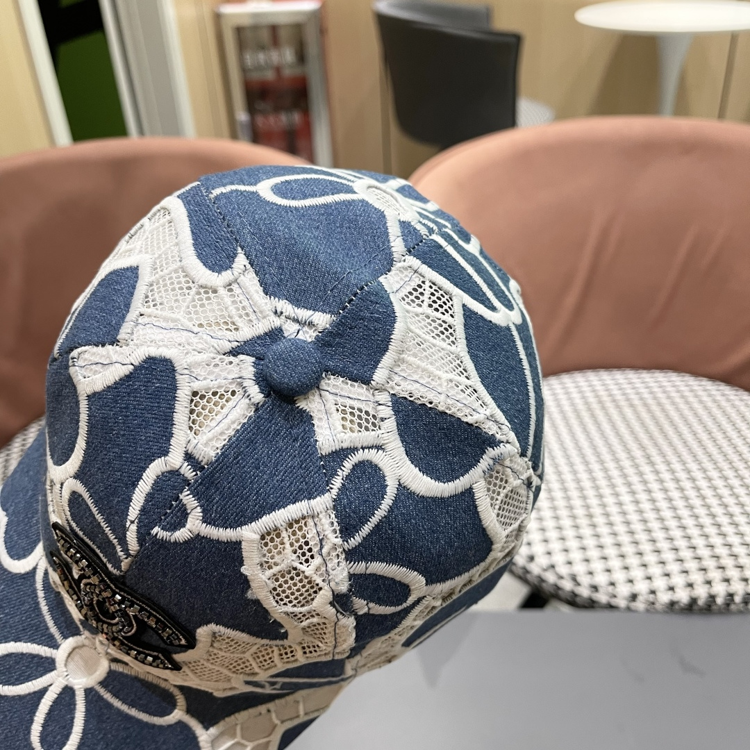 香奈儿CHANEL夏季新款剌绣花朵棒球帽子女时尚百搭鸭舌帽韩版网纱透气遮阳帽