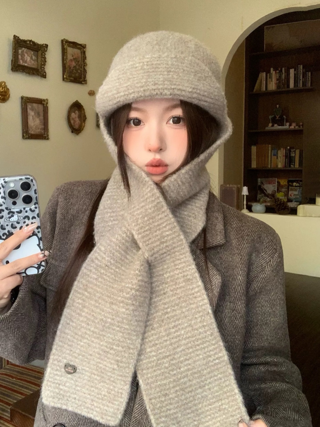 NO:553164,Moncler new scarf integrated knitted hat for women in winter with small face, cold-proof and warm woolen hat, Korean style Baotou hat, fisherman hat, baseball cap, knitted hat, hat, Moncler, espadrilles, hats19860909蒙口Moncler 新款围巾一体针织帽子女冬季显 脸小防寒保暖毛线帽韩系包头帽帽子渔夫帽棒球帽针织帽,帽子,Moncler,espadrilles,hats,hat