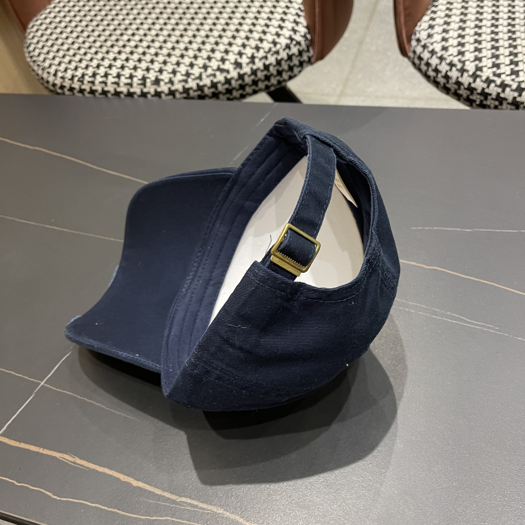LV路易威登棒球帽🧢轻盈透气。完美版型，独家实物拍摄，男女适用